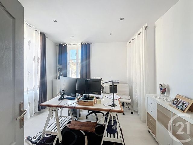 maison à vendre - 8 pièces - 260.7 m2 - BOYNES - 45 - CENTRE - Century 21 L'Ecu D'Or