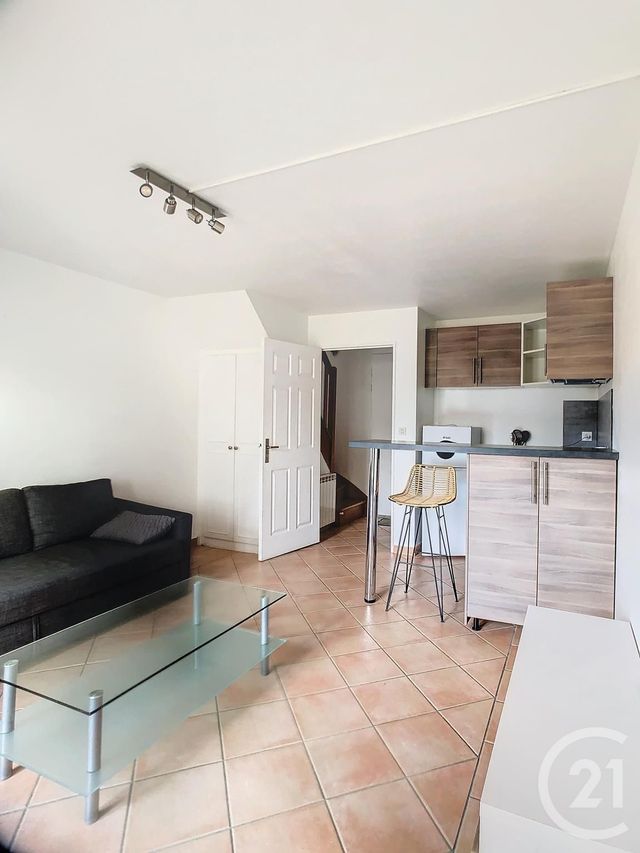 maison à louer - 2 pièces - 38.0 m2 - ARDON - 45 - CENTRE - Century 21 L'Ecu D'Or