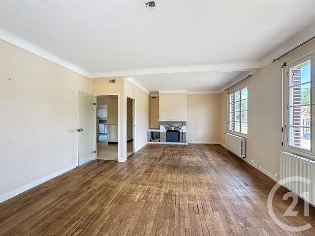 maison à vendre - 6 pièces - 190.0 m2 - MARCILLY EN VILLETTE - 45 - CENTRE - Century 21 L'Ecu D'Or