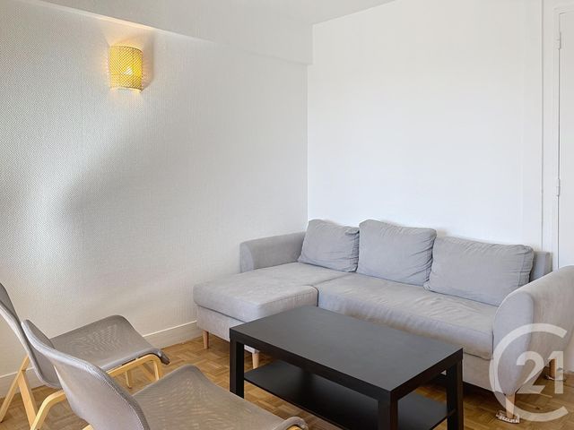 Appartement Chambre à louer - 1 pièce - 10.0 m2 - ORLEANS - 45 - CENTRE - Century 21 L'Ecu D'Or