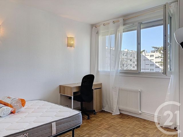 Appartement Chambre à louer - 1 pièce - 10.0 m2 - ORLEANS - 45 - CENTRE - Century 21 L'Ecu D'Or