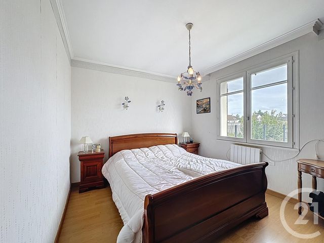 maison à vendre - 5 pièces - 150.0 m2 - ST HILAIRE ST MESMIN - 45 - CENTRE - Century 21 L'Ecu D'Or