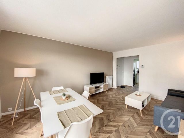 Appartement Chambre à louer - 1 pièce - 11.0 m2 - ORLEANS - 45 - CENTRE - Century 21 L'Ecu D'Or