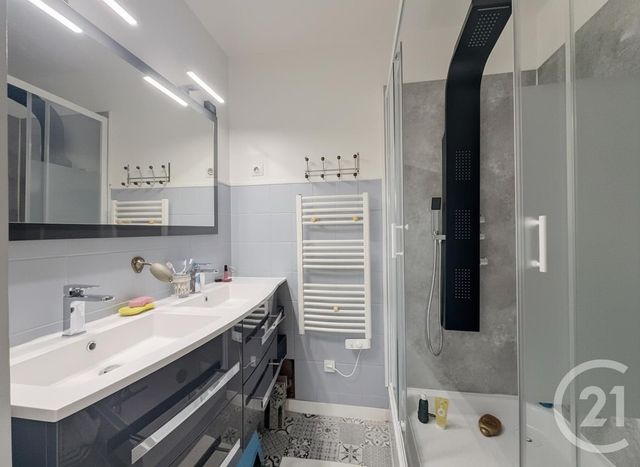 maison à vendre - 5 pièces - 128.0 m2 - ST JEAN DE BRAYE - 45 - CENTRE - Century 21 L'Ecu D'Or