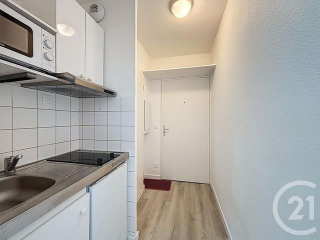 Appartement Studio à louer - 1 pièce - 17.59 m2 - ORLEANS - 45 - CENTRE - Century 21 L'Ecu D'Or
