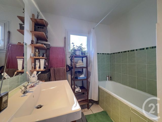 Appartement F5 à vendre - 5 pièces - 100.8 m2 - OLIVET - 45 - CENTRE - Century 21 L'Ecu D'Or