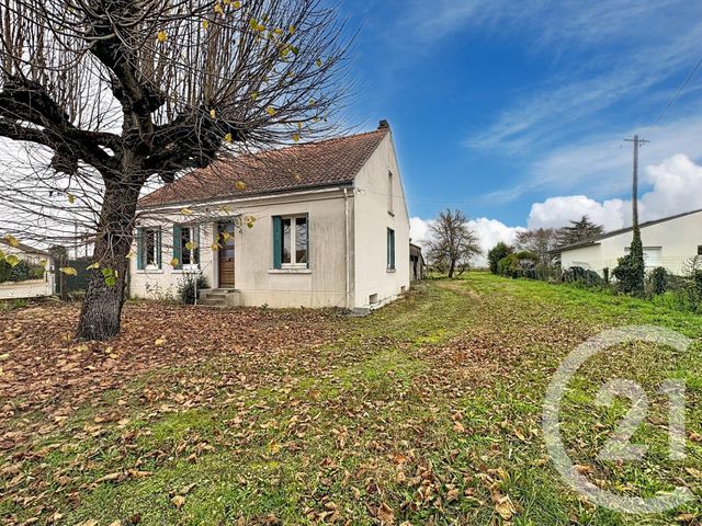 maison à vendre - 4 pièces - 71.0 m2 - ST HILAIRE ST MESMIN - 45 - CENTRE - Century 21 L'Ecu D'Or