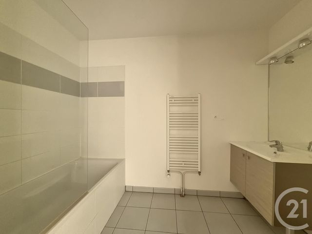 Appartement F3 à vendre - 3 pièces - 66.0 m2 - OLIVET - 45 - CENTRE - Century 21 L'Ecu D'Or
