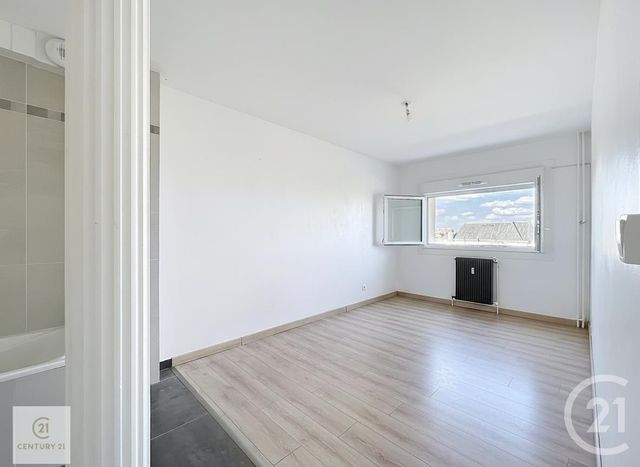 Appartement F2 à vendre - 2 pièces - 47.19 m2 - ORLEANS - 45 - CENTRE - Century 21 L'Ecu D'Or