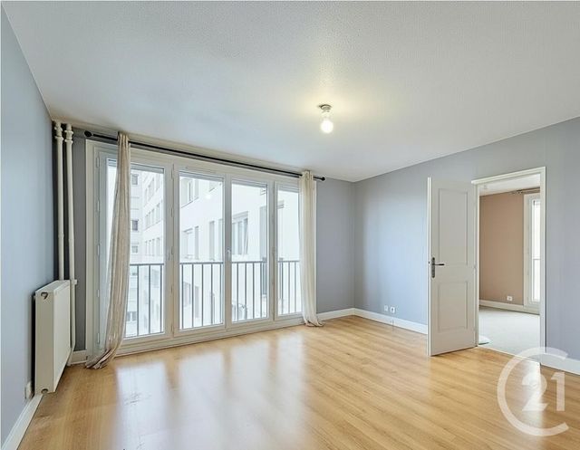 Appartement F2 à vendre - 2 pièces - 51.85 m2 - OLIVET - 45 - CENTRE - Century 21 L'Ecu D'Or