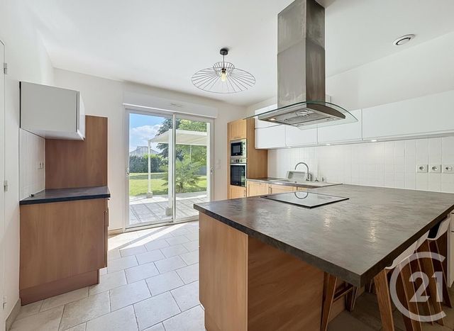 maison à vendre - 5 pièces - 170.0 m2 - ST DENIS EN VAL - 45 - CENTRE - Century 21 L'Ecu D'Or