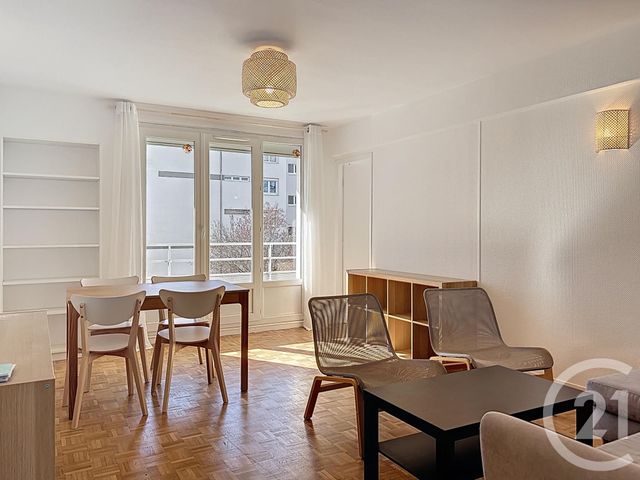 Appartement Chambre à louer - 1 pièce - 10.0 m2 - ORLEANS - 45 - CENTRE - Century 21 L'Ecu D'Or