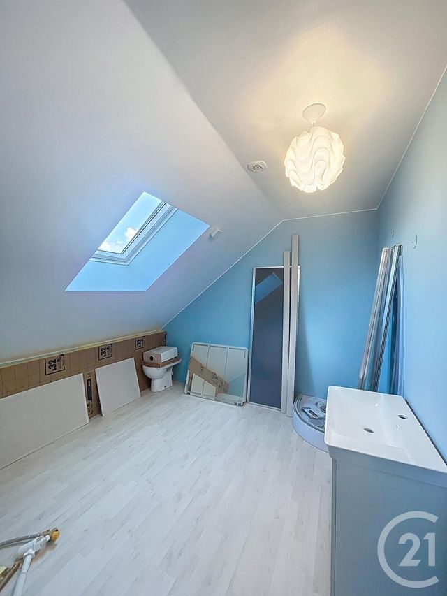 maison à vendre - 5 pièces - 123.6 m2 - ST PRYVE ST MESMIN - 45 - CENTRE - Century 21 L'Ecu D'Or